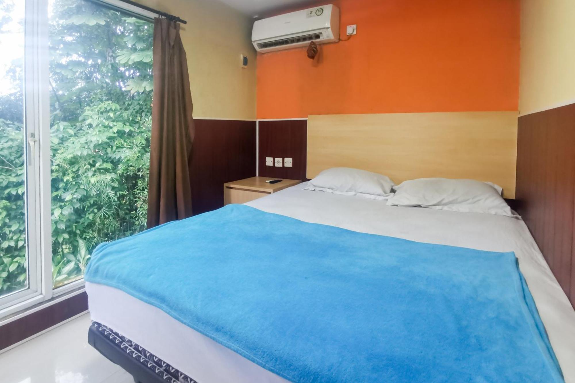 Hotel Container Inn Mitra Reddoorz Gadok Exteriér fotografie