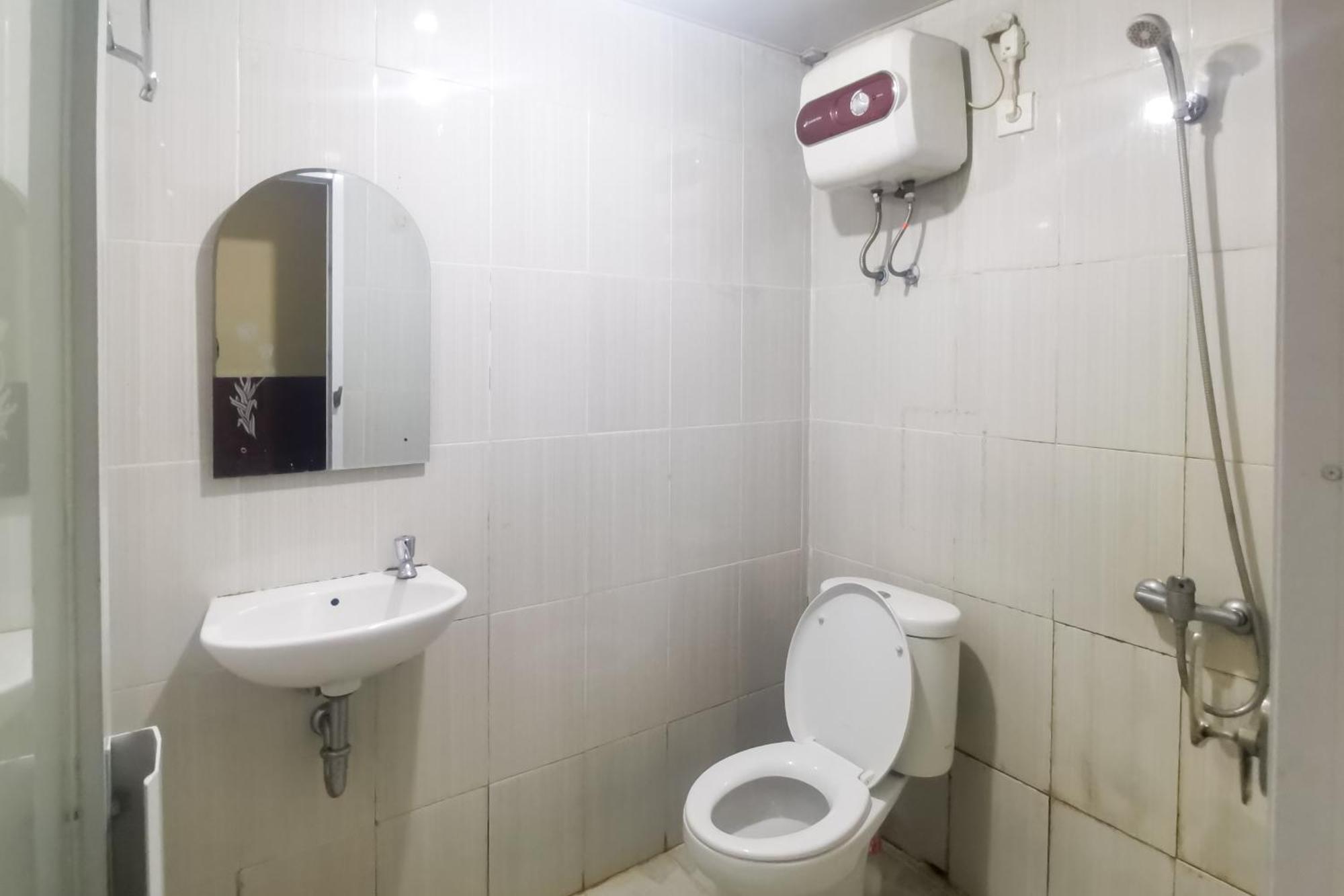 Hotel Container Inn Mitra Reddoorz Gadok Exteriér fotografie